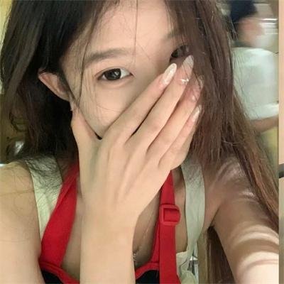 石榴裙下